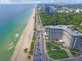 Гостиница Sonesta Fort Lauderdale Beach  Форт-Лодердейл